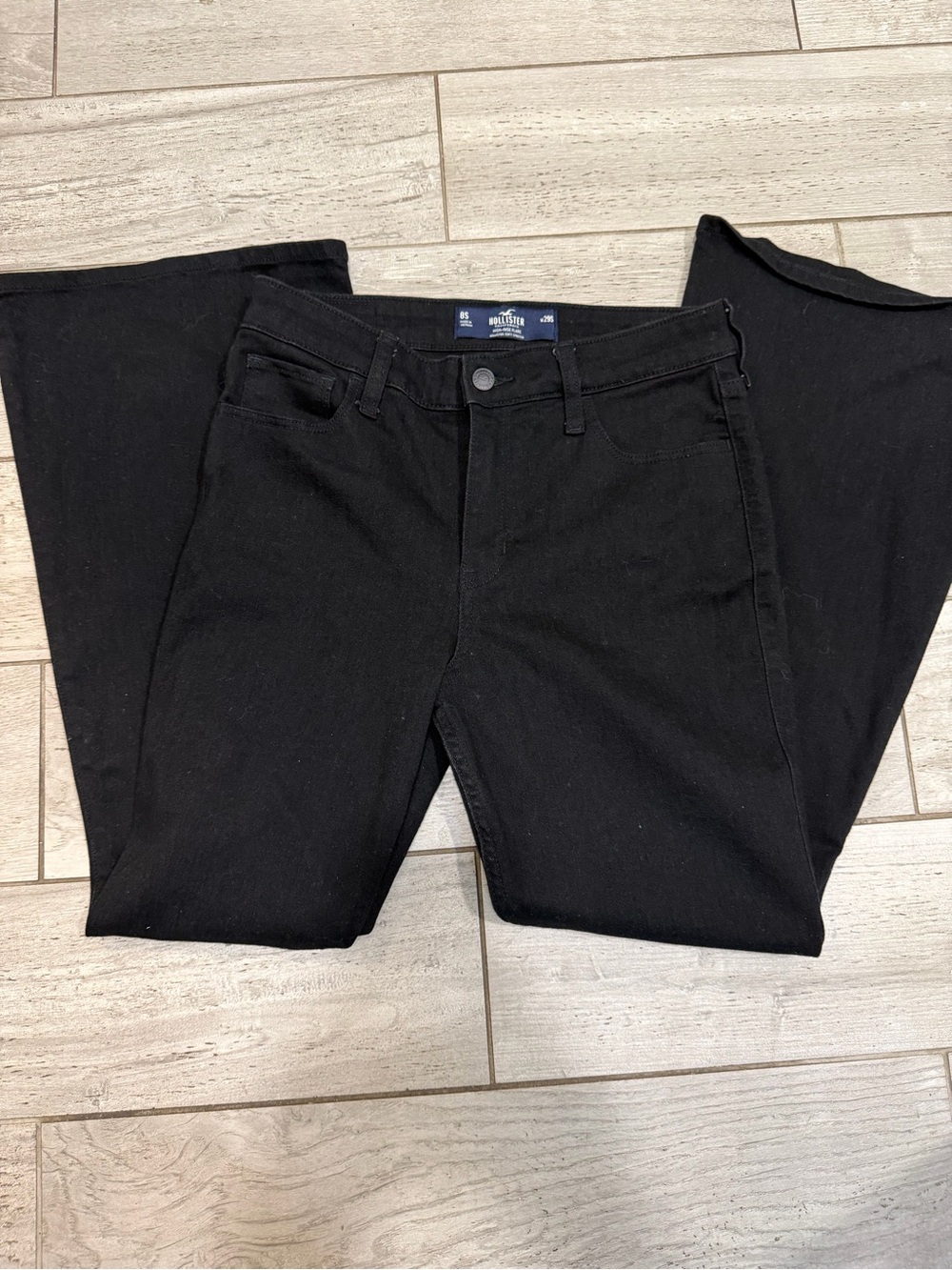 Hollister Women's Black Flare Wide-Leg Jeans